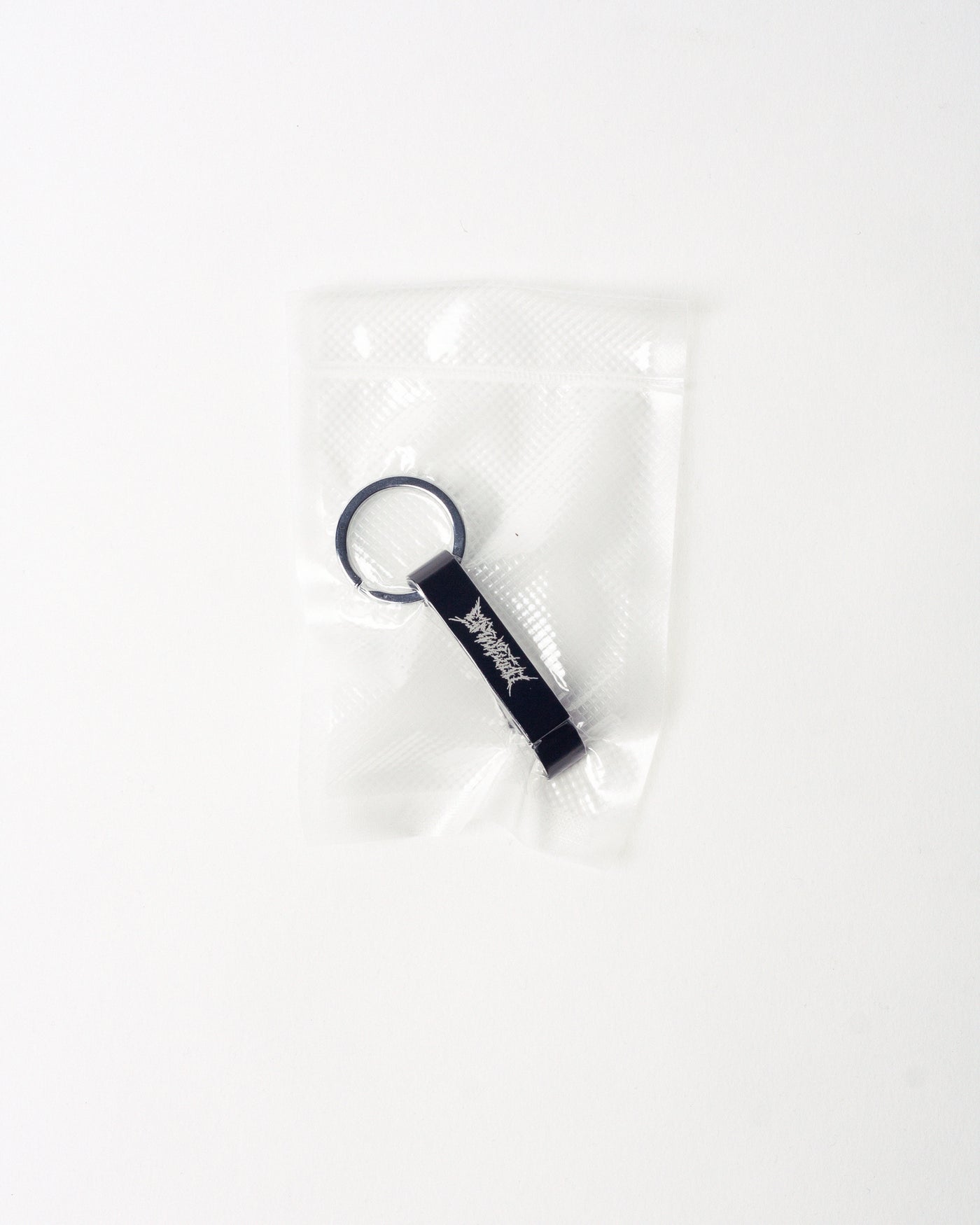 BOTTLE OPENER KEYCHAIN “SOUND” BLACK