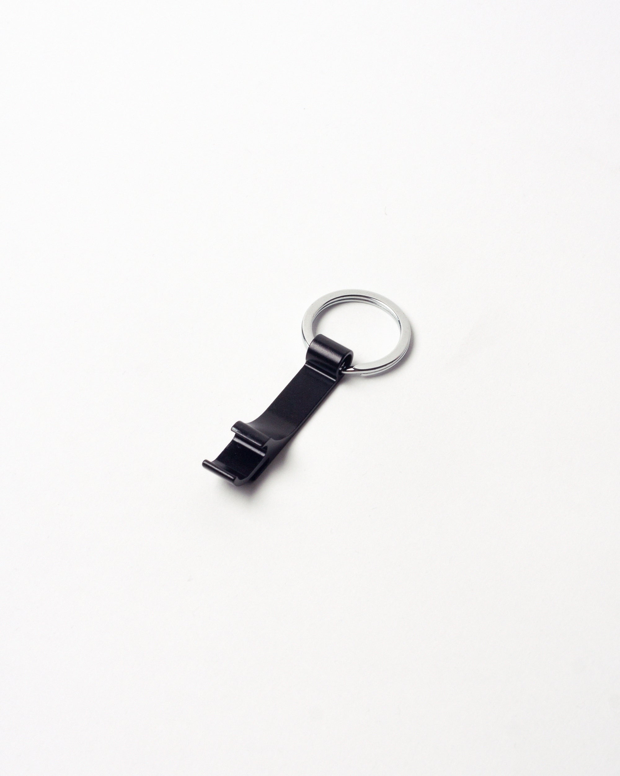 BOTTLE OPENER KEYCHAIN “SOUND” BLACK