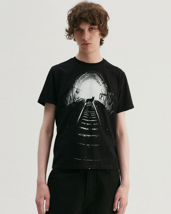 T-SHIRT EXIT