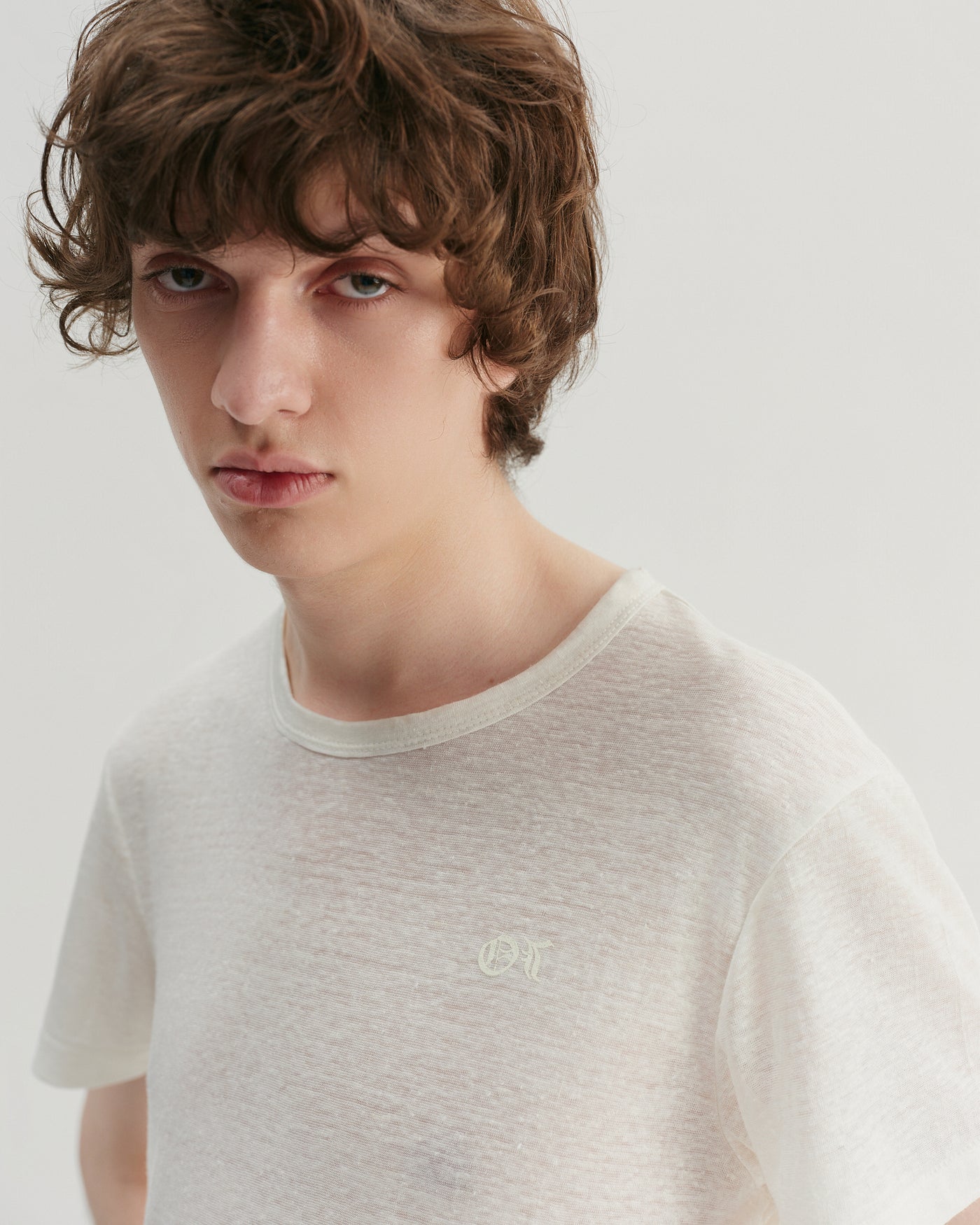 WHITE LINEN T-SHIRT
