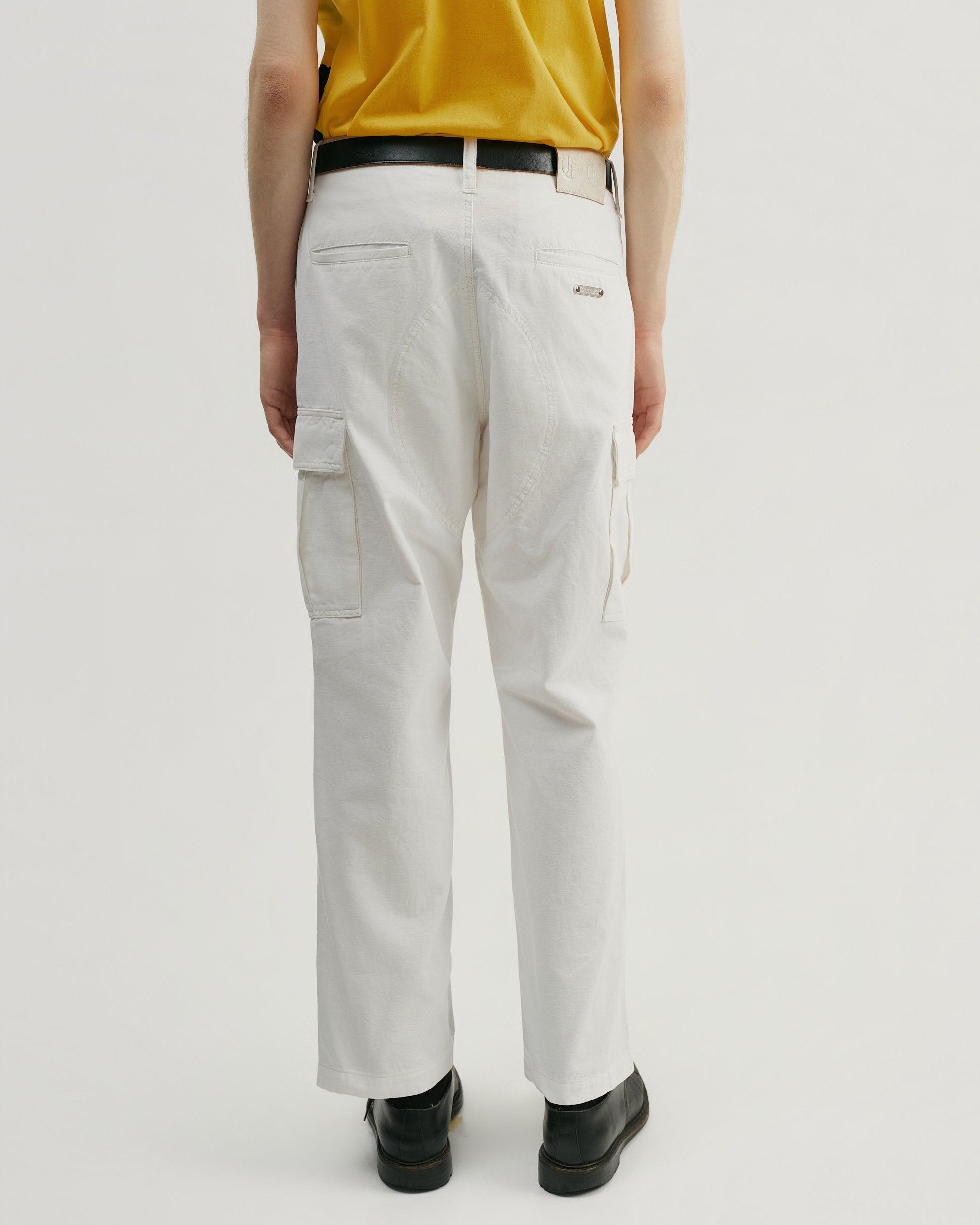 WHITE CARGO PANTS