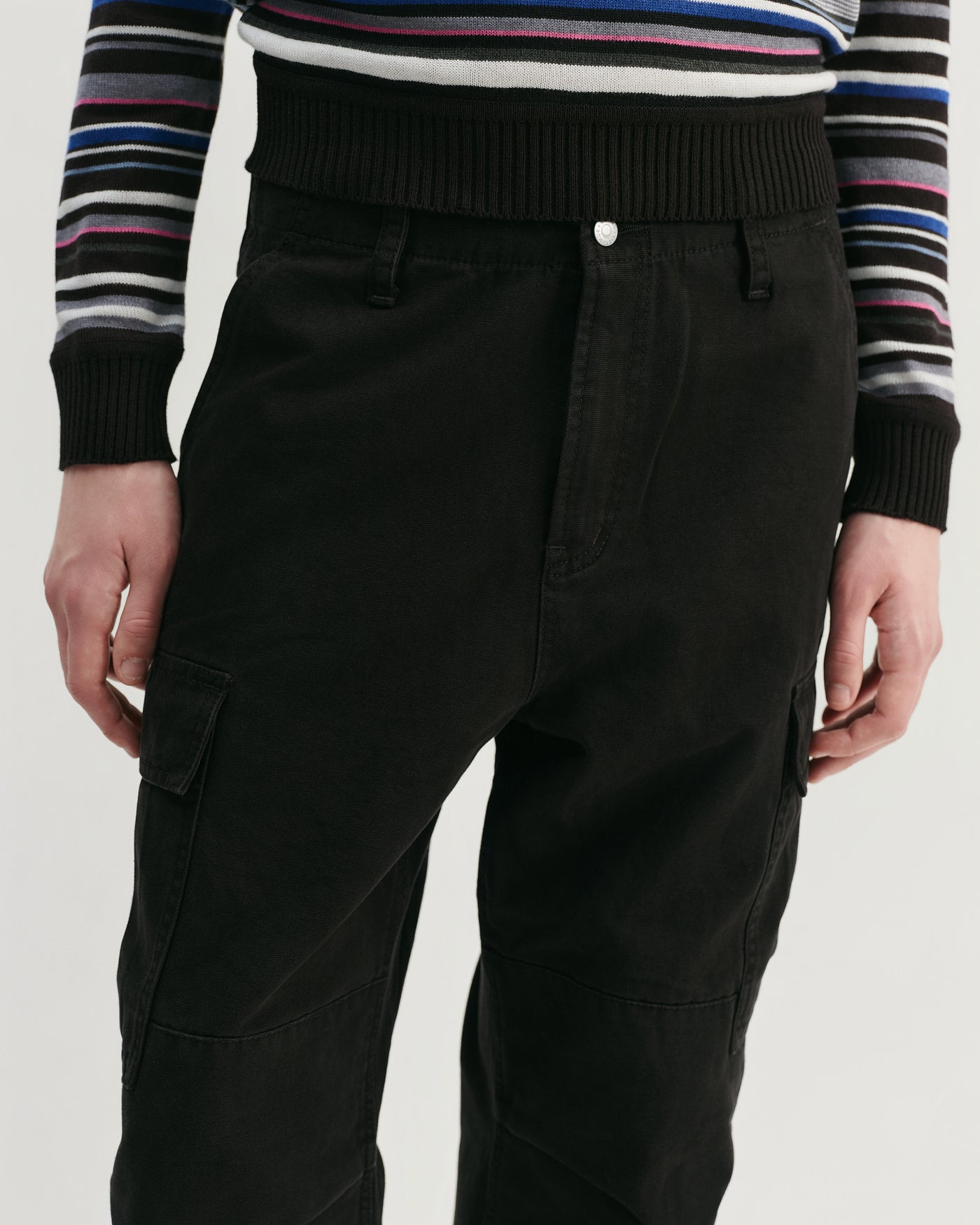 BLACK CARGO PANTS